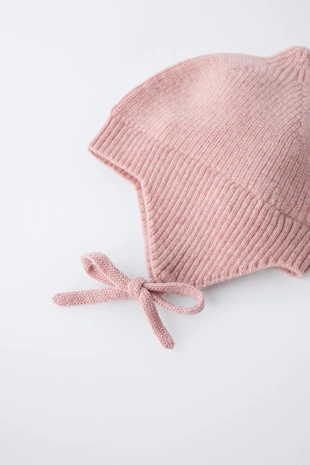 Трикотажный чепчик с шерстью