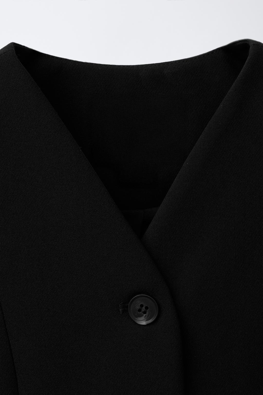 КОСТЮМНЫЙ ЖИЛЕТ