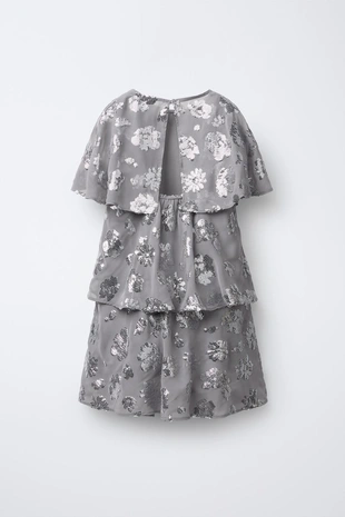 Платье с воланами и пайетками в виде цветов- Заказать в России