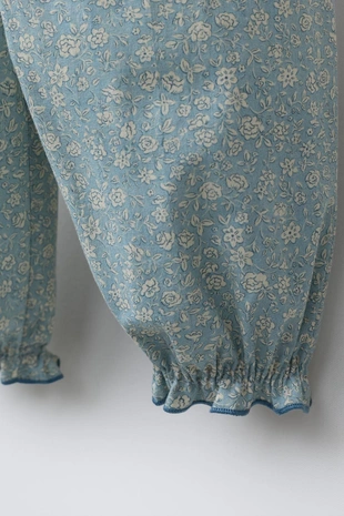 Брюки с цветочным принтом- Заказать в России