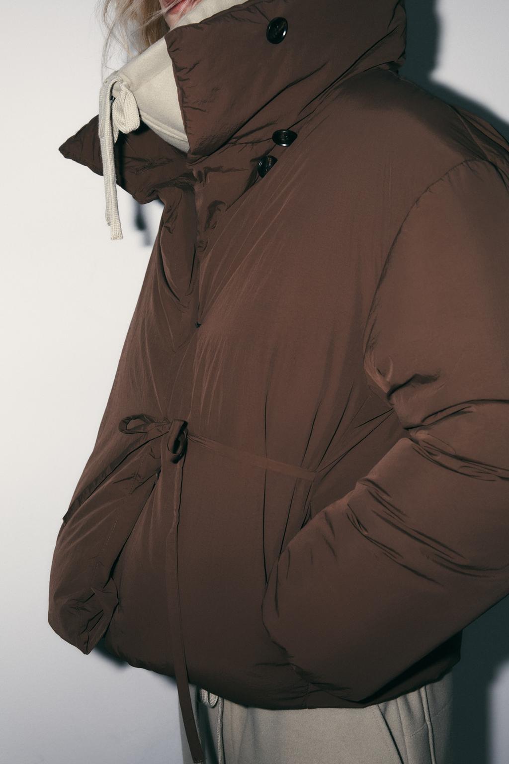 КОРОТКИЙ СТЕГАНЫЙ АНОРАК WATER AND WIND PROTECTION