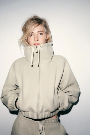 Мягкая толстовка- Заказать в России