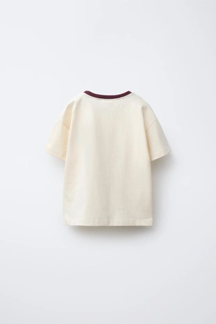 Футболка в стиле преппи с вышивкой «медведь»