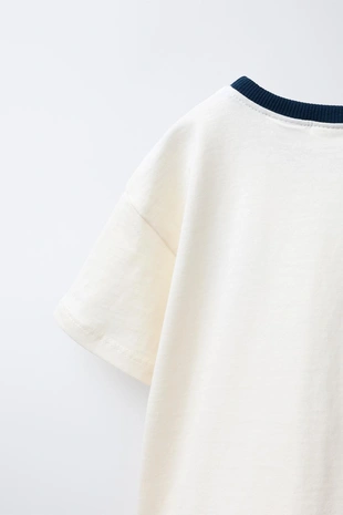 Футболка в стиле преппи с вышивкой «медведь»