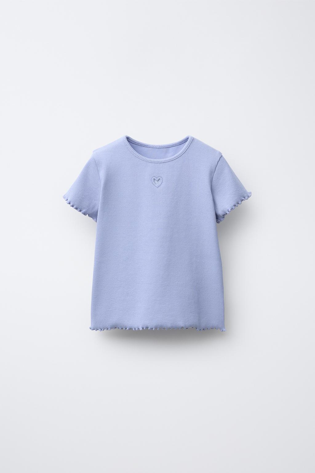 ФУТБОЛКА В РУБЧИК С ВЫРЕЗОМ «СЕРДЦЕ»