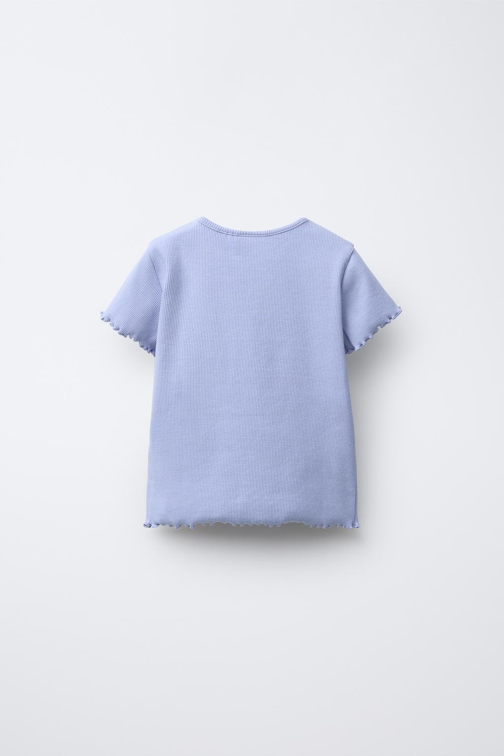 ФУТБОЛКА В РУБЧИК С ВЫРЕЗОМ «СЕРДЦЕ»