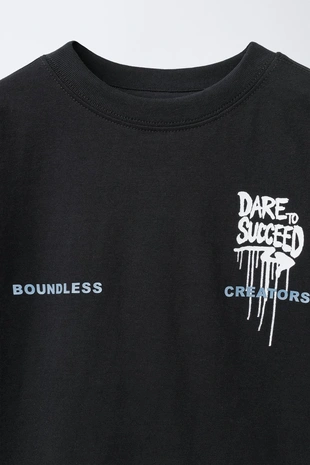 Футболка с граффити-принтом- Заказать в России