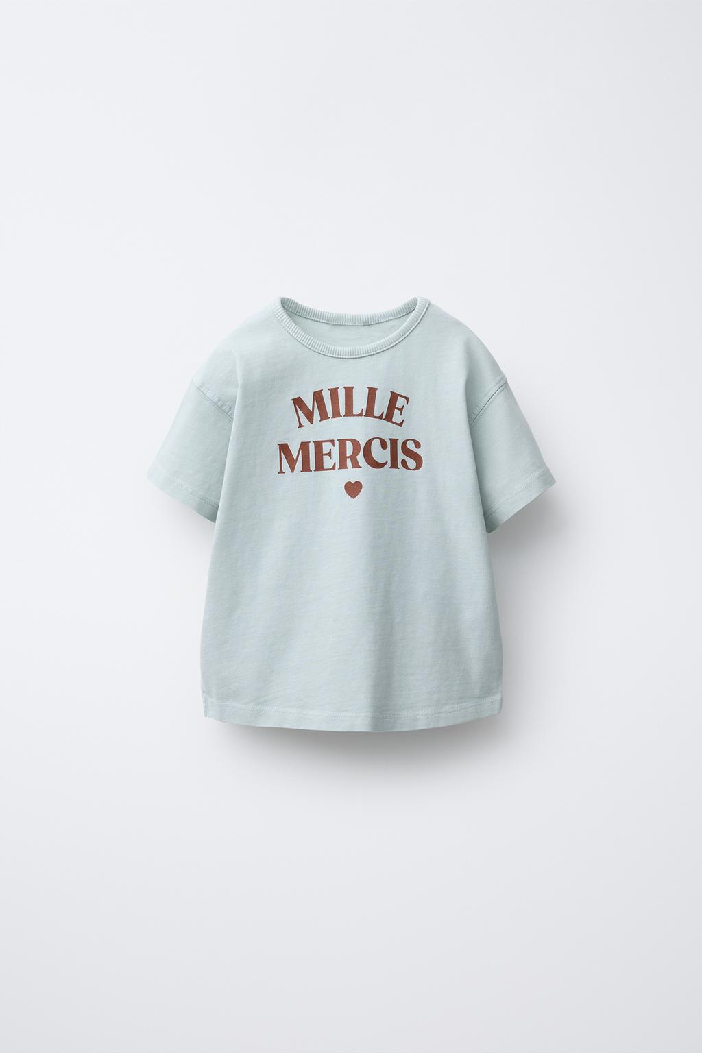 ФУТБОЛКА С ЭФФЕКТОМ ПОТЕРТОСТИ И НАДПИСЬЮ