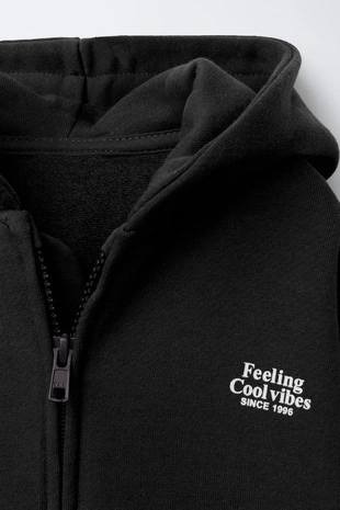 Толстовка на молнии с текстом- Заказать в России