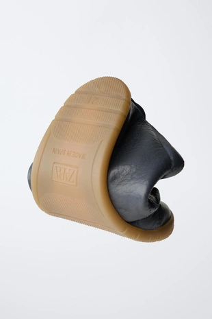 Кожаные ботинки без каблука- Заказать в России