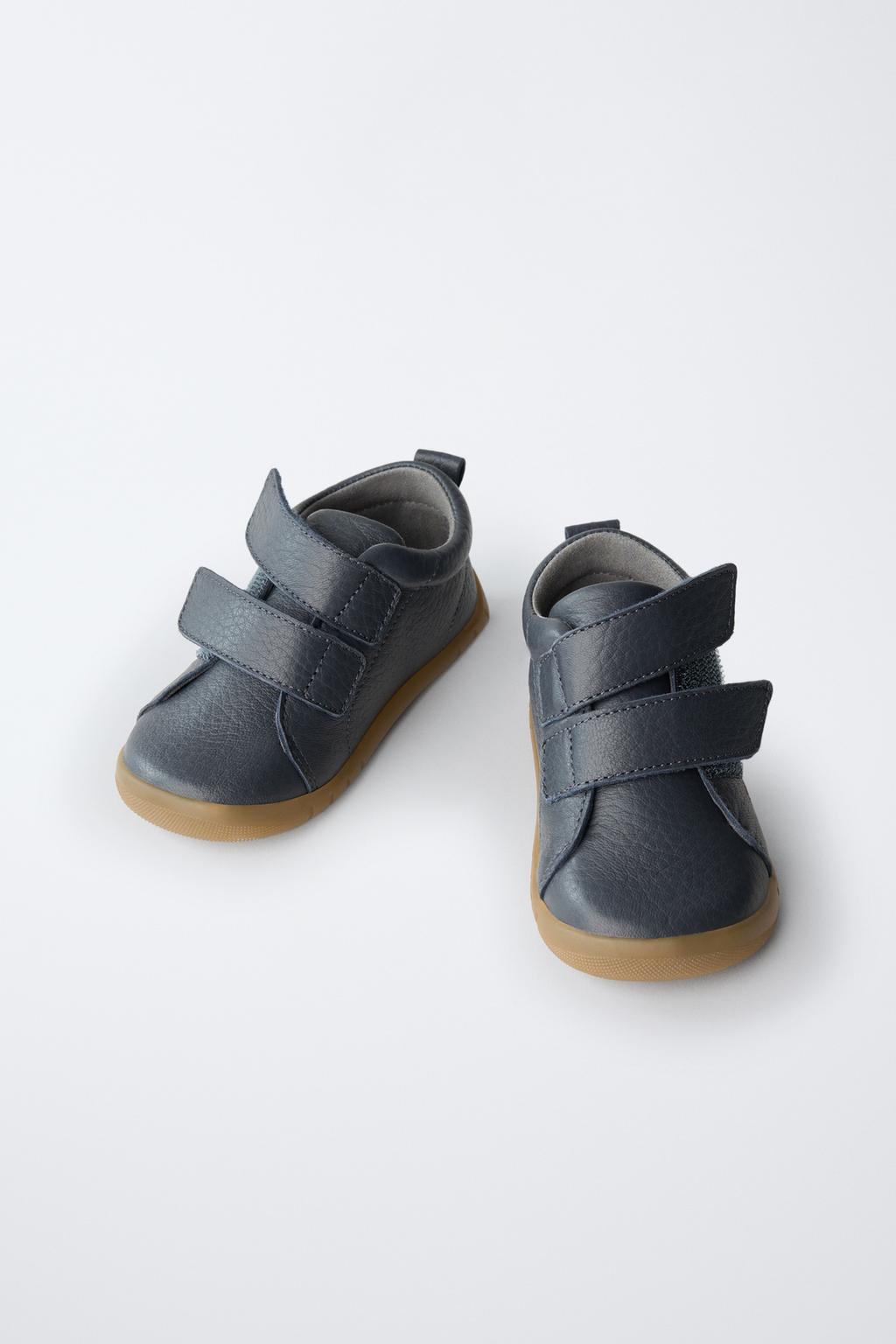 Кожаные ботинки без каблука