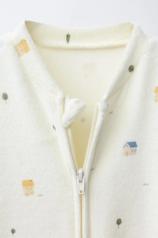 Комбинезон с принтом домов из велюра- Заказать в России