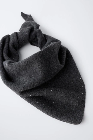 Треугольный платок из трикотажа с блеском- Заказать в России