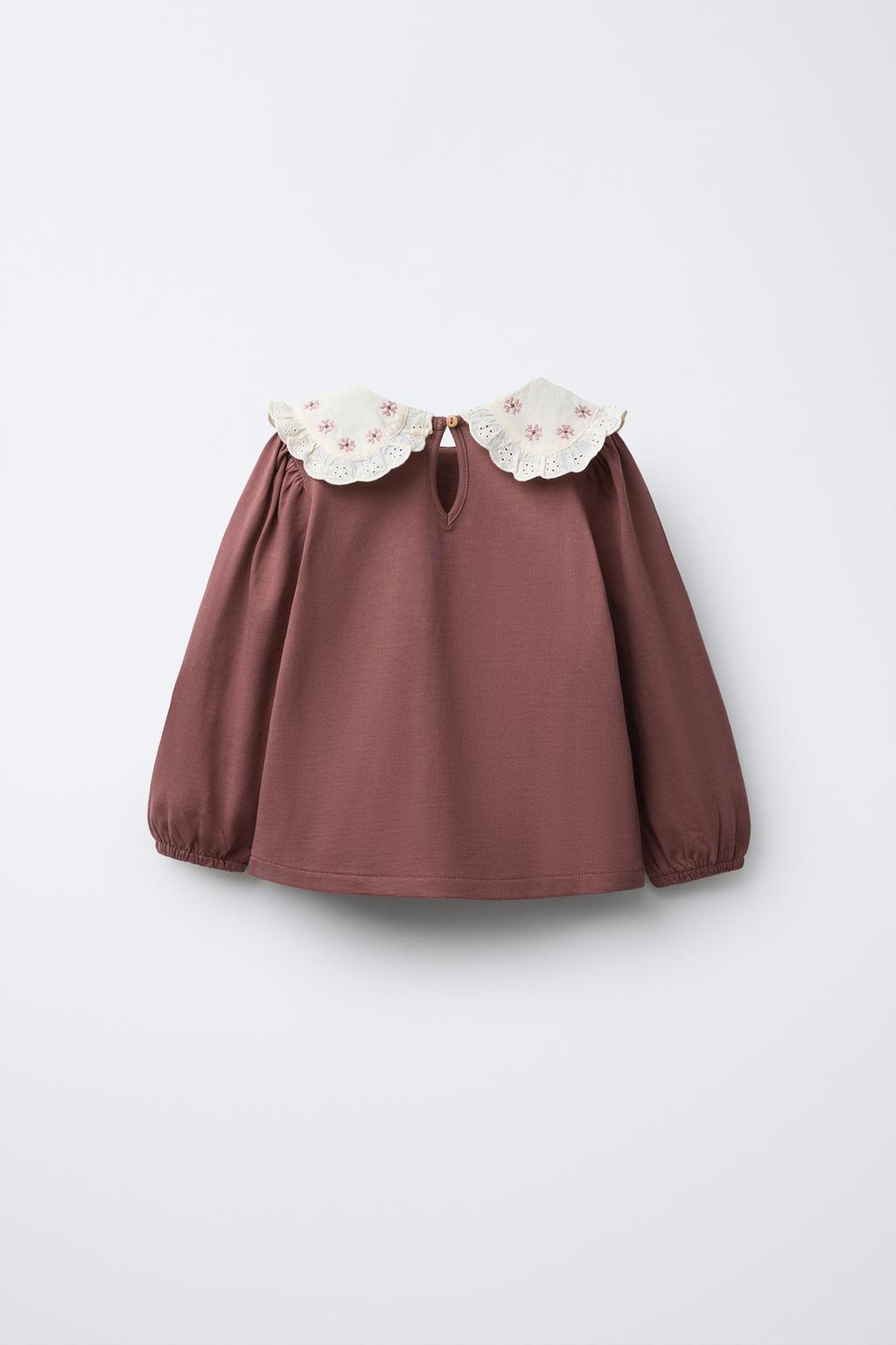 ФУТБОЛКА С ВЫШИВКОЙ И ОТЛОЖНЫМ ВОРОТНИКОМ