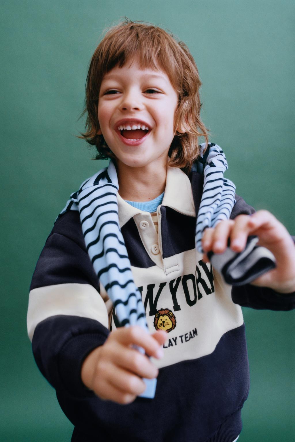 ТОЛСТОВКА ПОЛО В ПОЛОСКУ С ВЫШИВКОЙ ЖИВОТНОГО