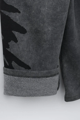 Брюки WIDE LEG из мягкой ткани с эффектом потертости и граффити- Заказать в России