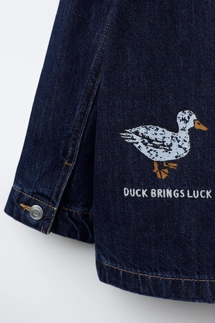 Джинсовая куртка с нашивками- Заказать в России