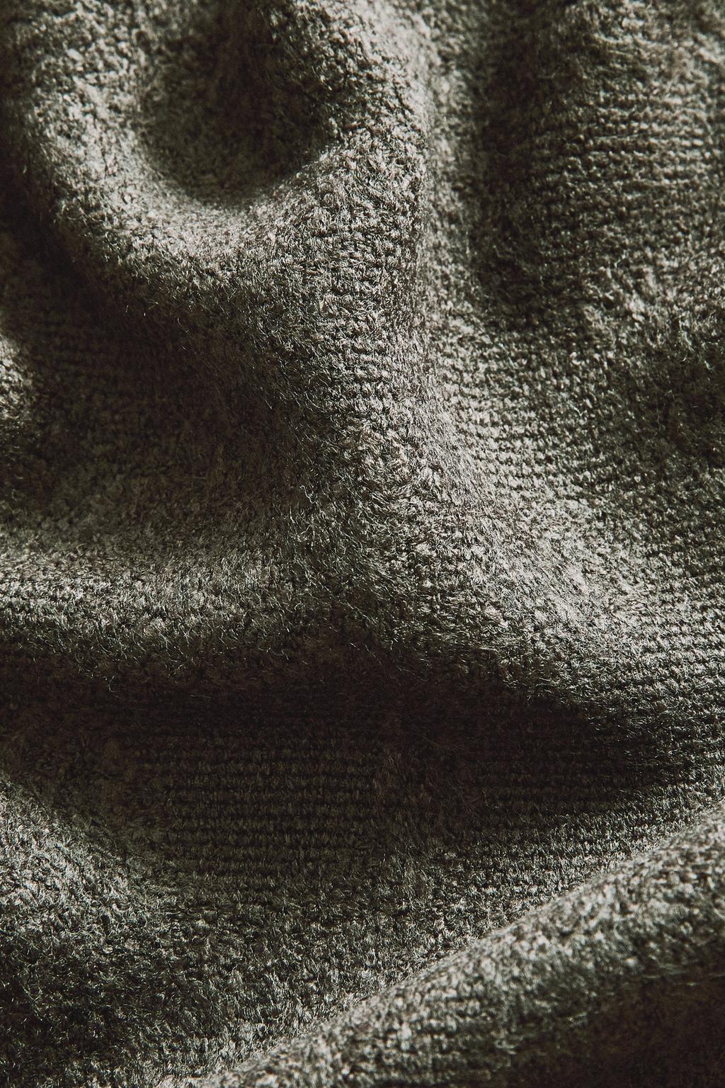 Плед с цветочным жаккардовым узором