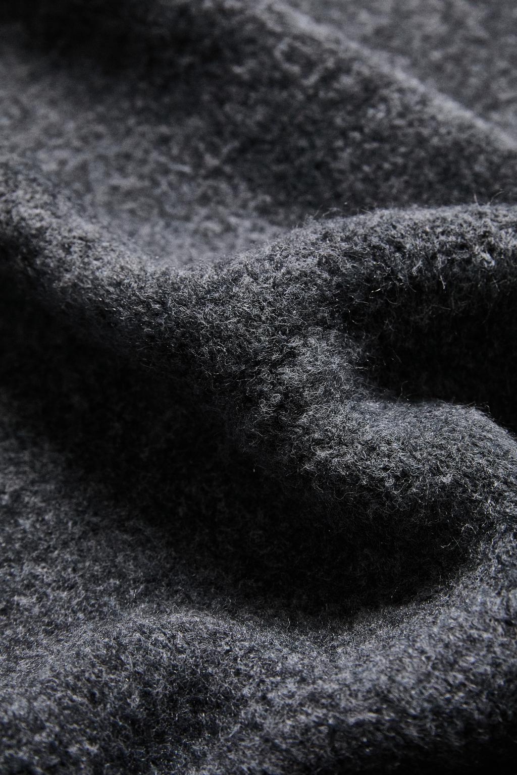 Плед из тонкой вязки