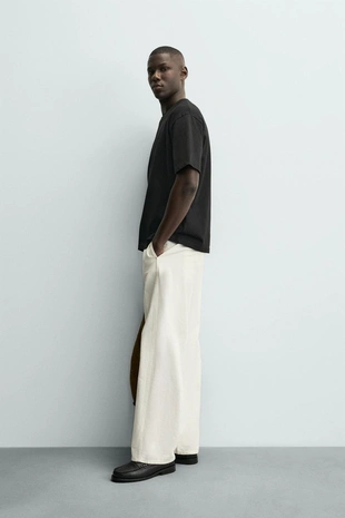 Футболка RELAXED FIT- Заказать в России