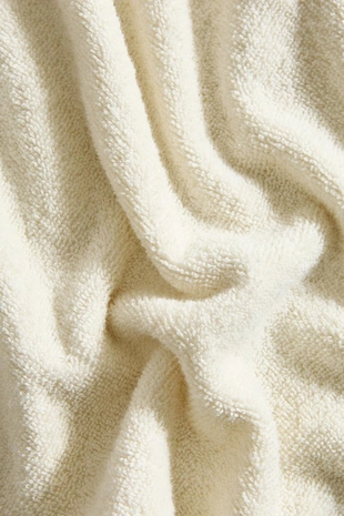 Детское полотенце с принтом микки и минни ©DISNEY- Заказать в России