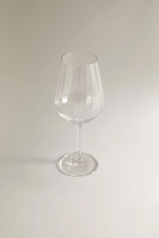 Высокий хрустальный стакан с вертикальным рельефом- Заказать в России