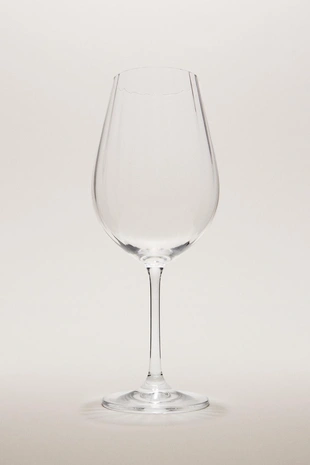 Высокий хрустальный стакан с вертикальным рельефом- Заказать в России