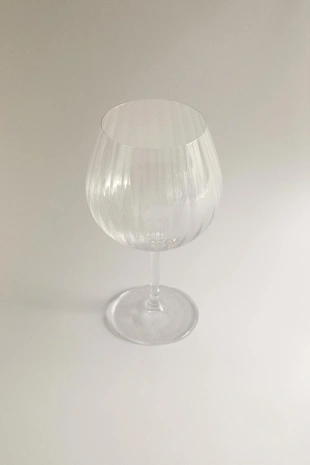 Бокал для вина с поднятым кристаллическим узором- Заказать в России