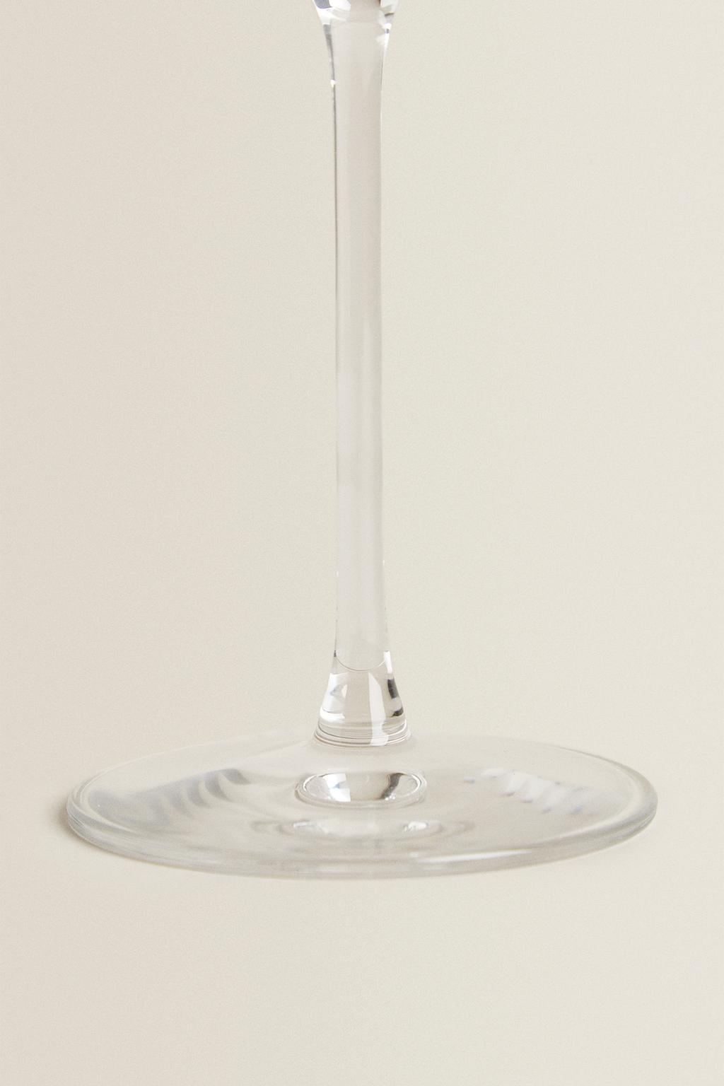 Винный бокал из чистого кристалла