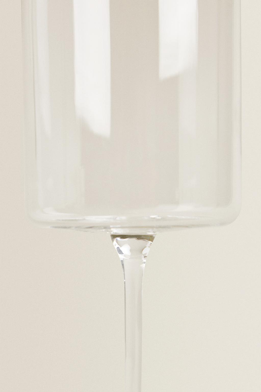 Винный бокал из чистого кристалла