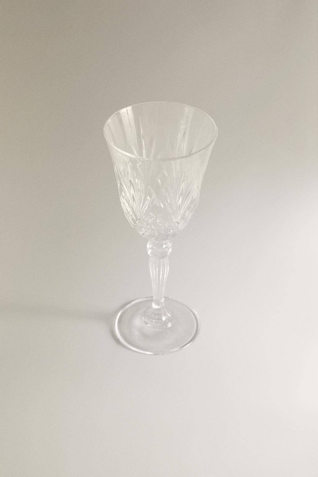 Гравированный хрустальный бокал