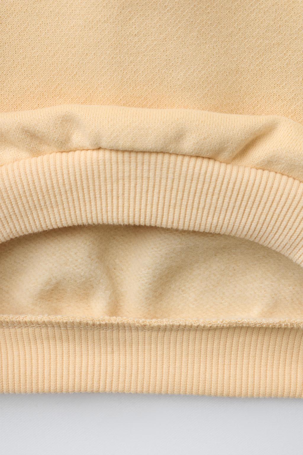 ТОЛСТОВКА С ВЫШИВКОЙ «ВИННИ-ПУХ» © DISNEY