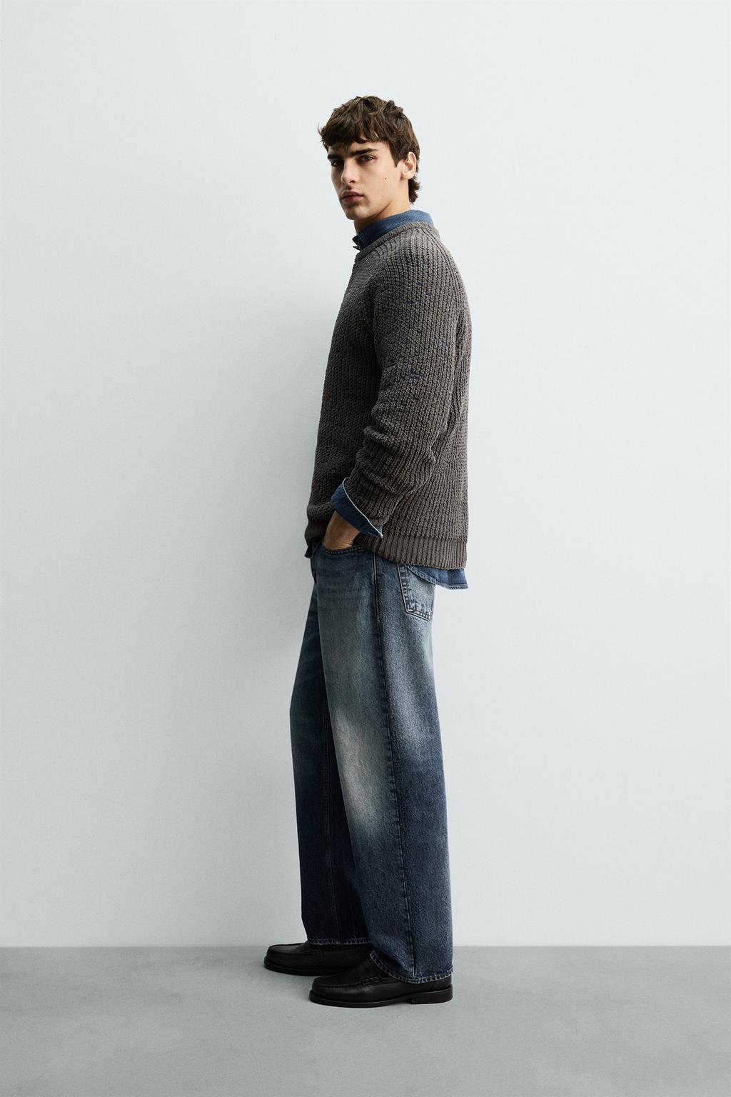 КОНТРАСТНЫЙ СВИТЕР ИЗ ШЕНИЛЛА