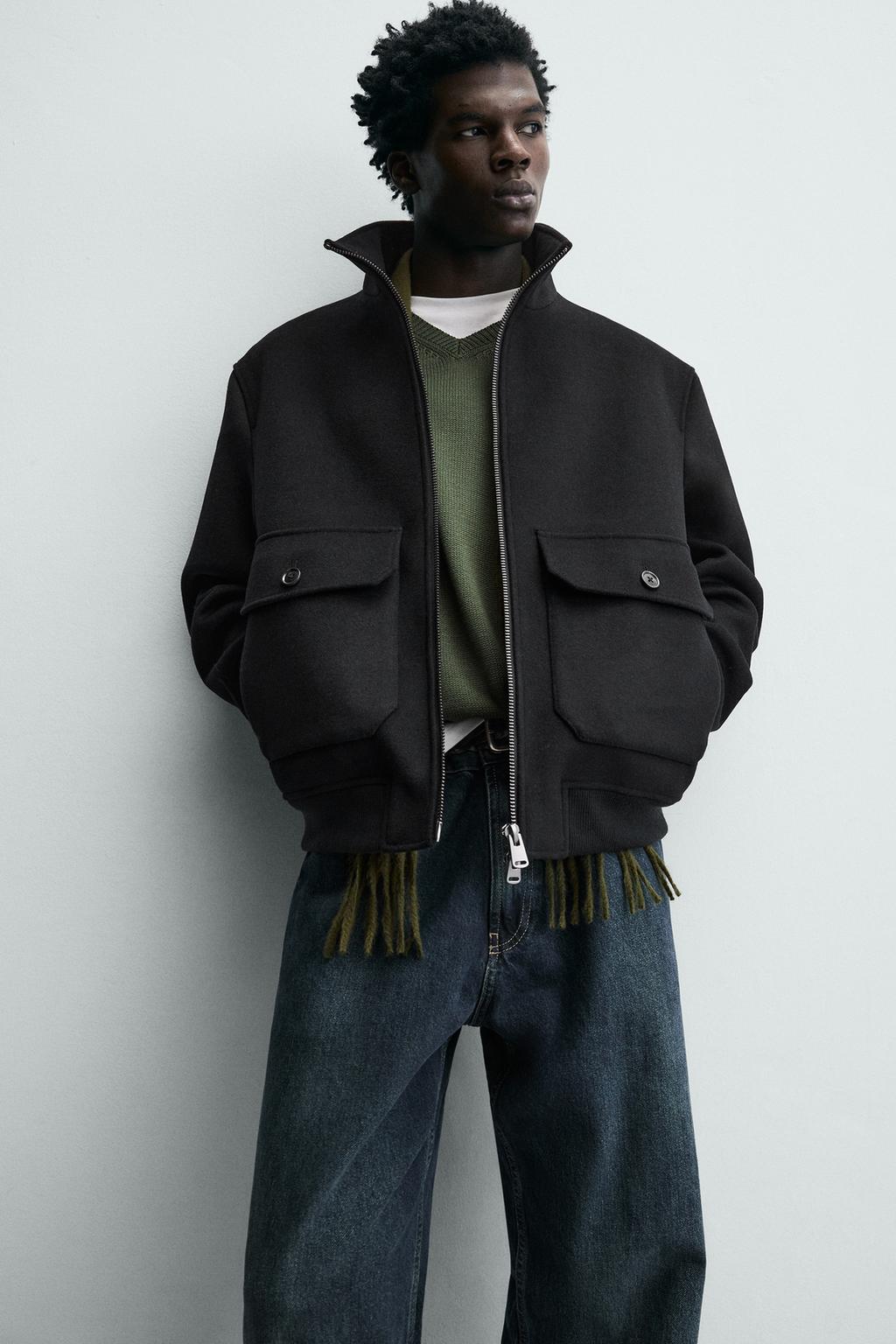 КУРТКА КЛАССИЧЕСКОГО КРОЯ С КАРМАНАМИ