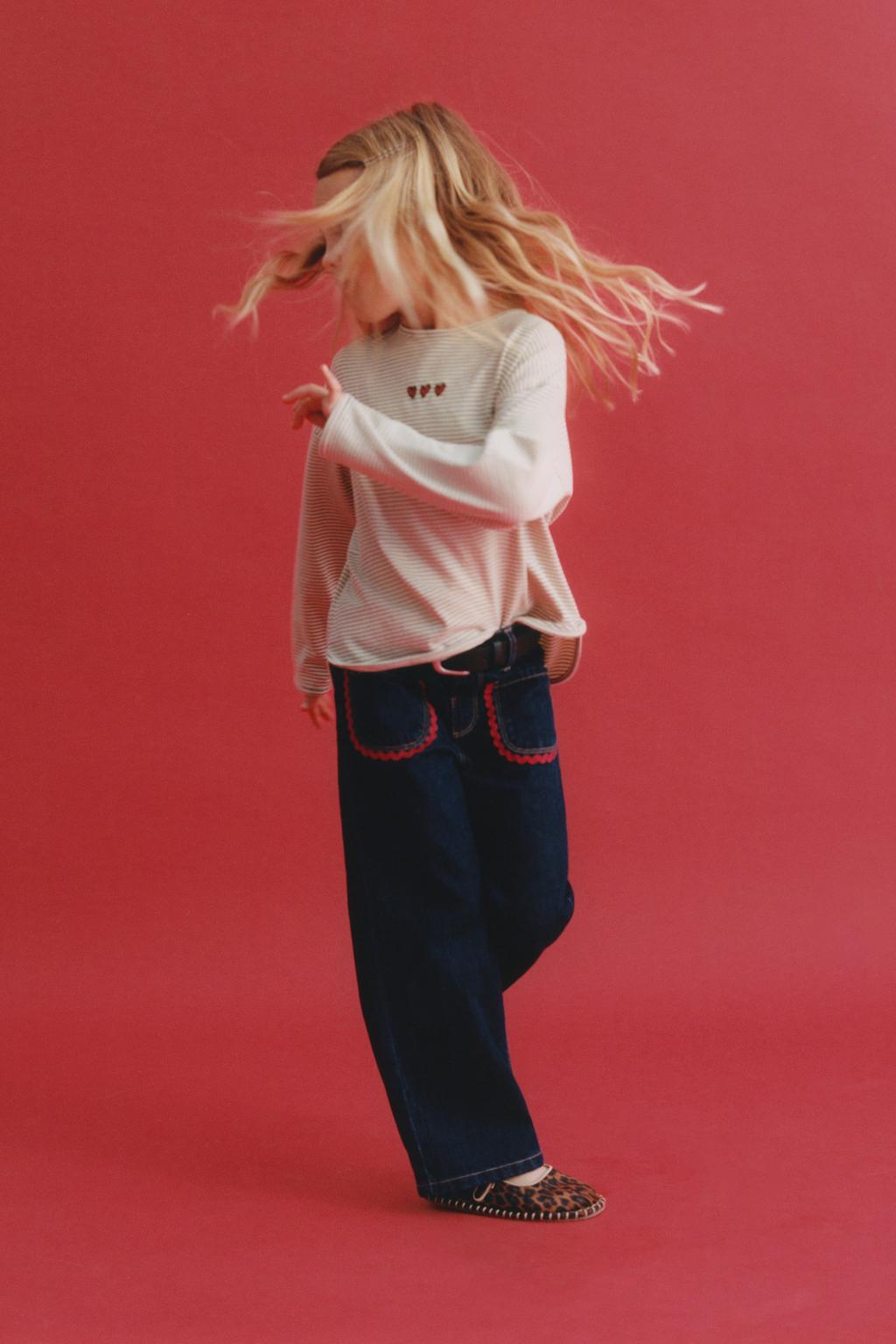 ДЖИНСЫ-КЮЛОТЫ С ВОЛНИСТЫМИ КАРМАНАМИ