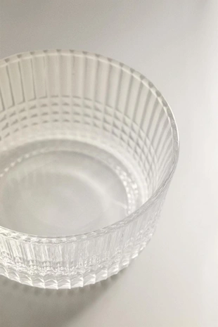 Стеклянная мини-чаша с выпуклым геометрическим узором- Заказать в России