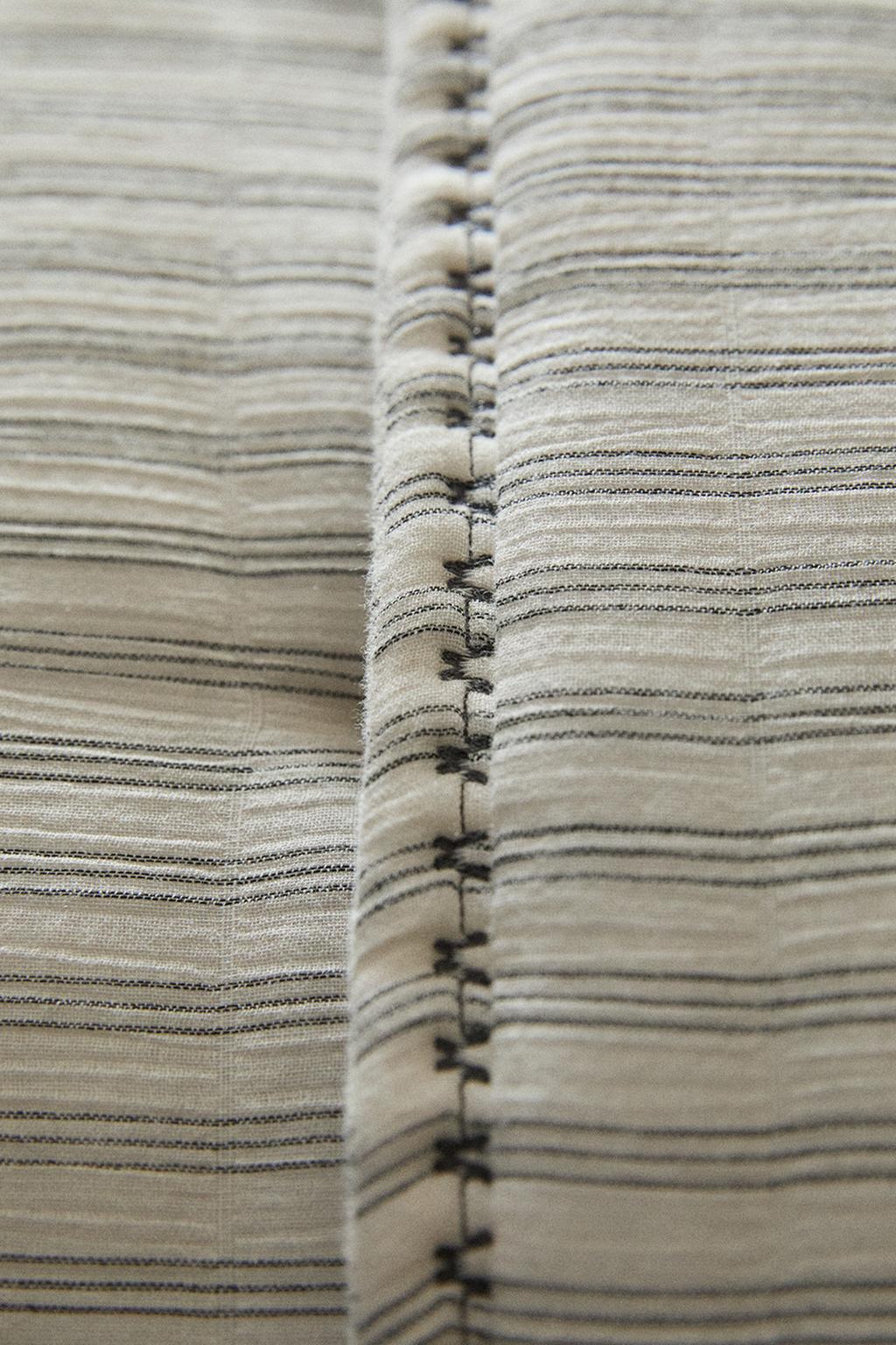 Детское хлопковое одеяло с тонкими полосками