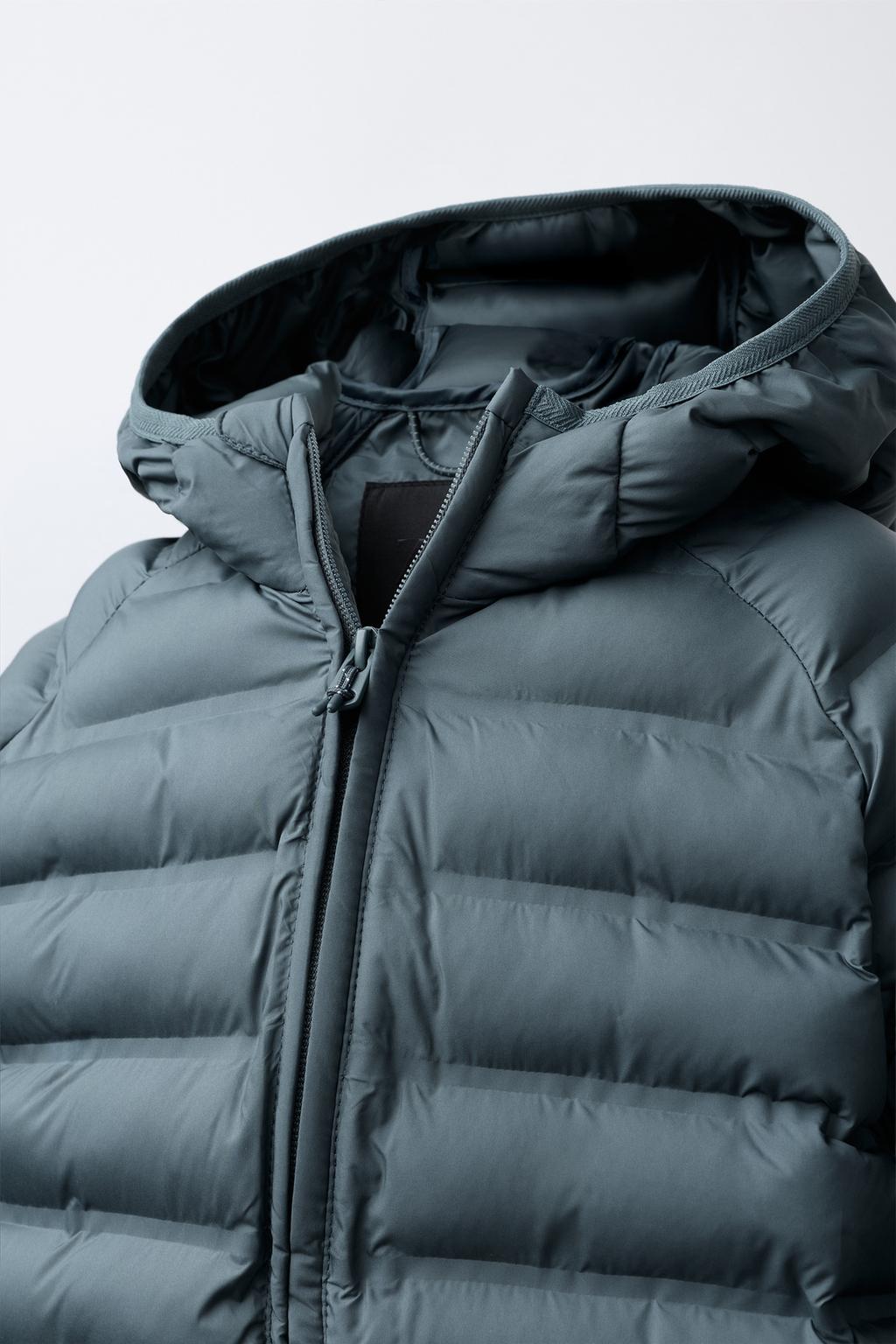 УЛЬТРАЛЕГКАЯ НЕПРОМОКАЕМАЯ КУРТКА