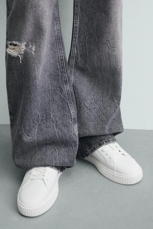 Кроссовки с деталью на заднике- Заказать в России