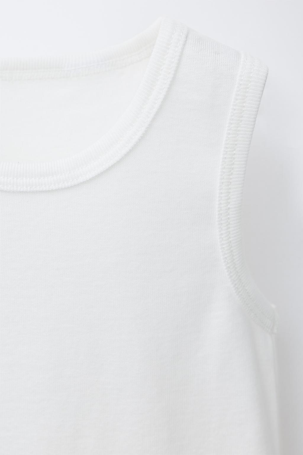 НАБОР ИЗ ТРЕХ ТОПОВ БЕЗ РУКАВОВ