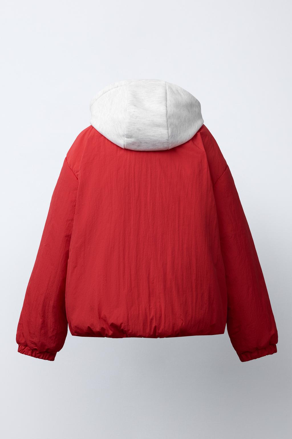 СТЕГАНАЯ КУРТКА С КАПЮШОНОМ ИЗ ФЛИСА