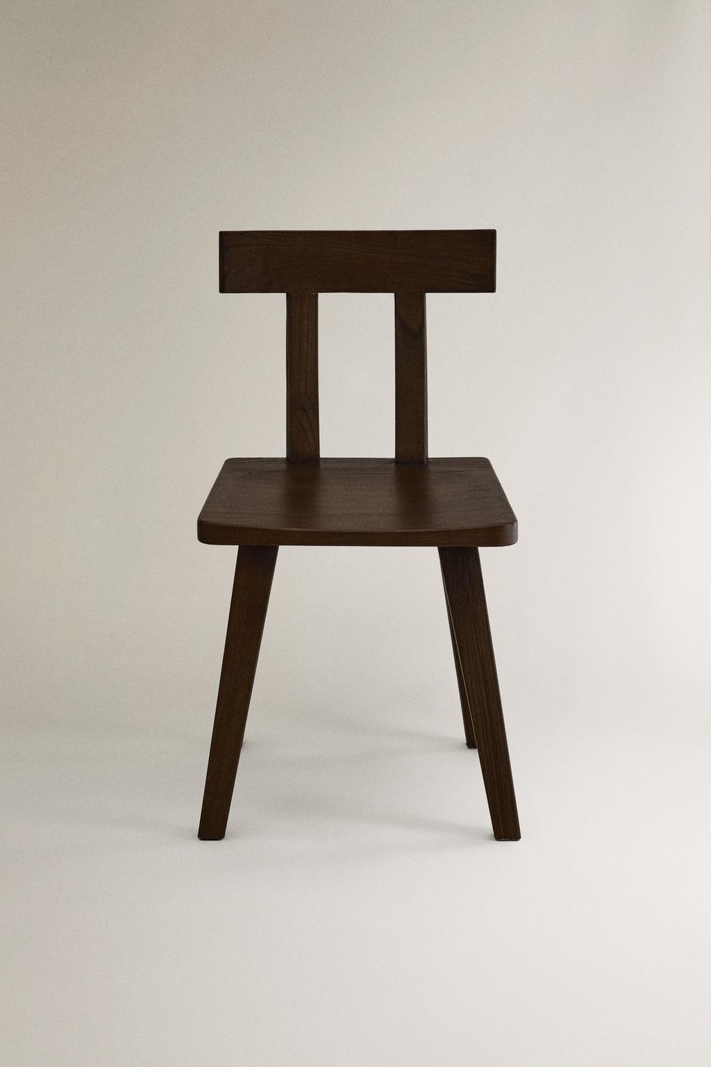 Деревянный стул с спинкой