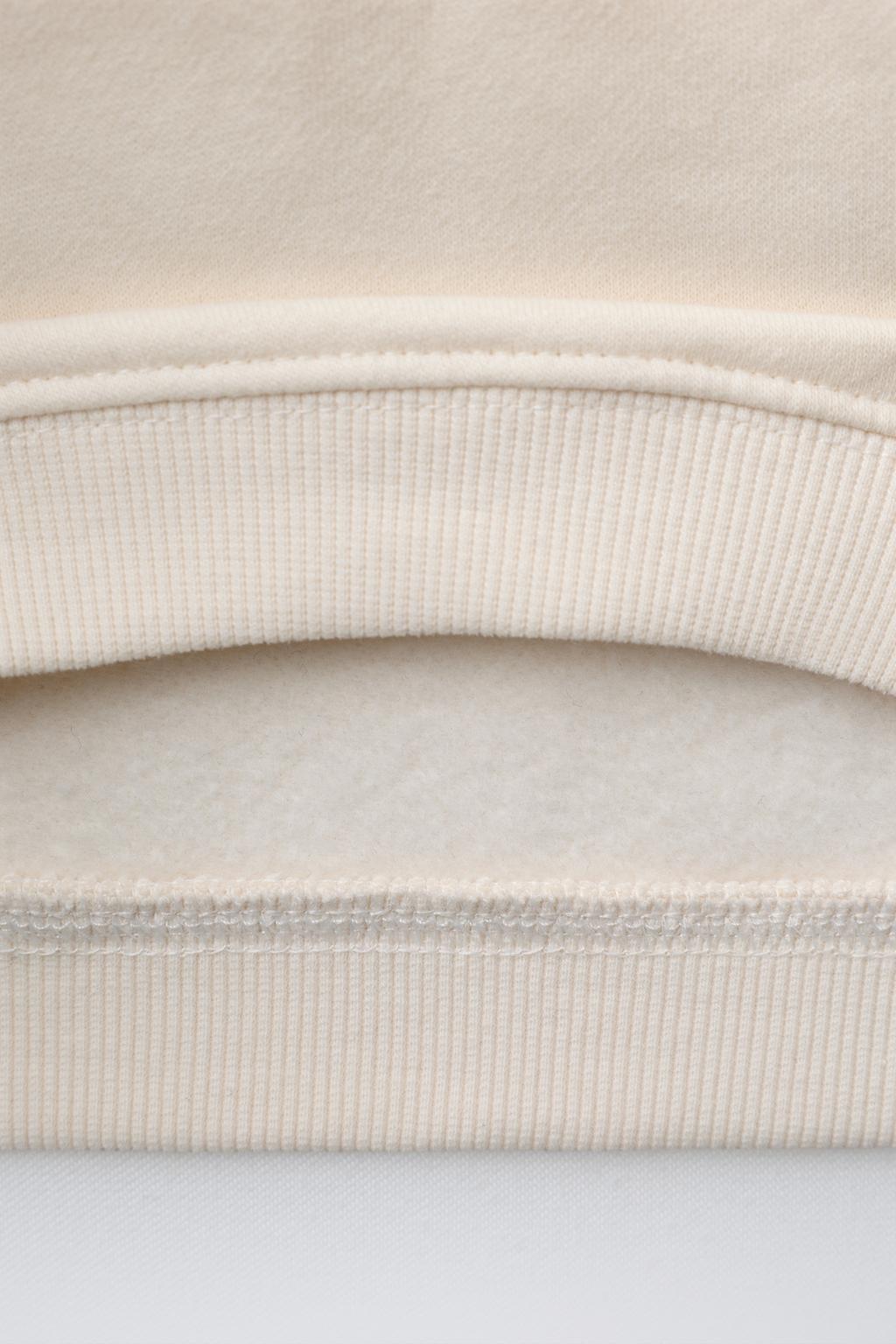 БАЗОВЫЙ КОМПЛЕКТ ИЗ ТОЛСТОВКИ И БРЮК-ДЖОГГЕРОВ