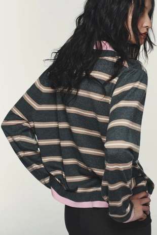 Комбинированное трикотажное поло в полоску- Заказать в России