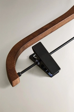 Набор деревянных плечиков для рубашек (набор из 2)- Заказать в России