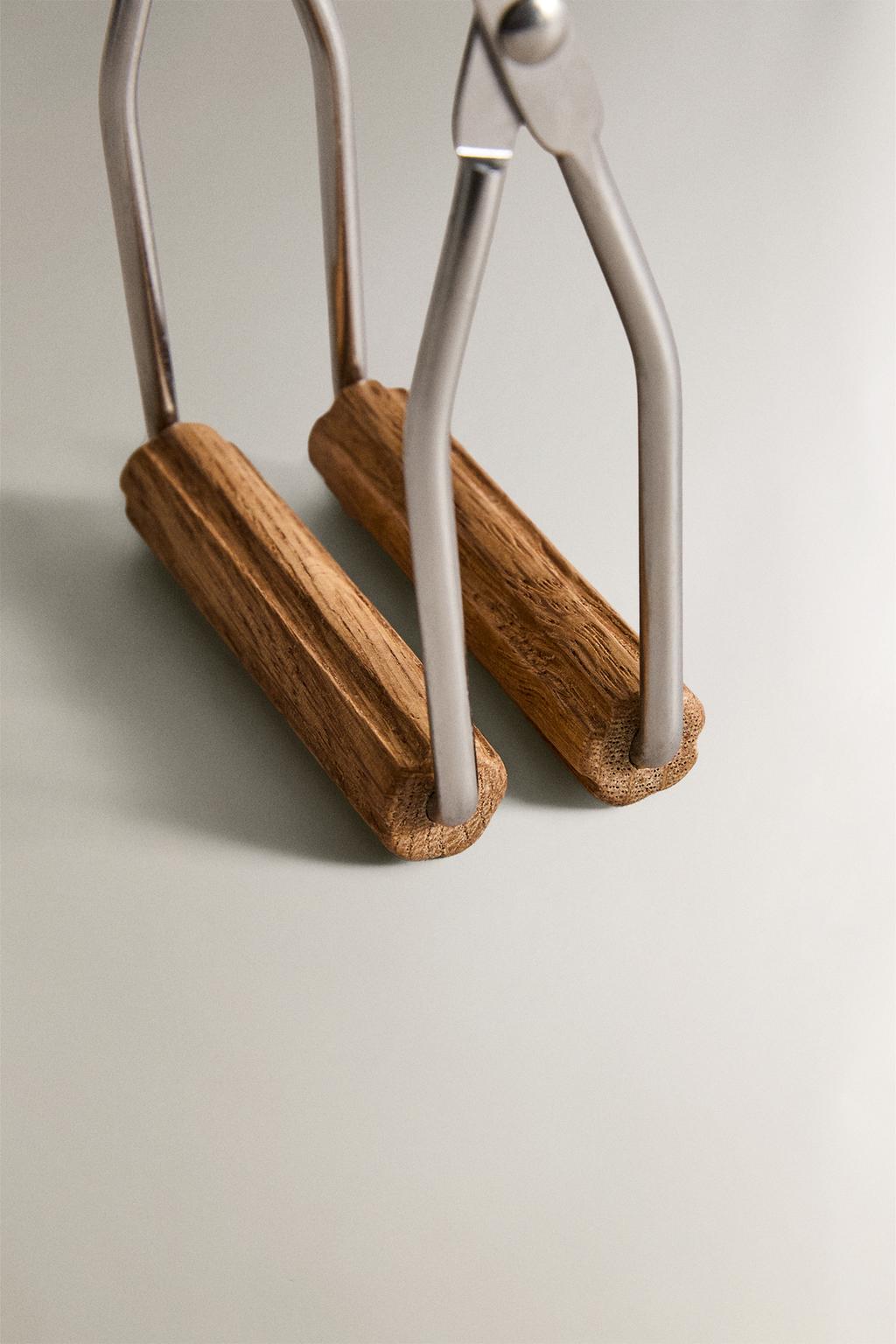 Деревянные щипцы для банок