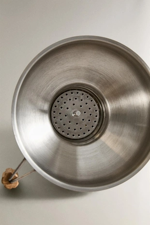 Кухонный воронко с деревянной ручкой- Заказать в России