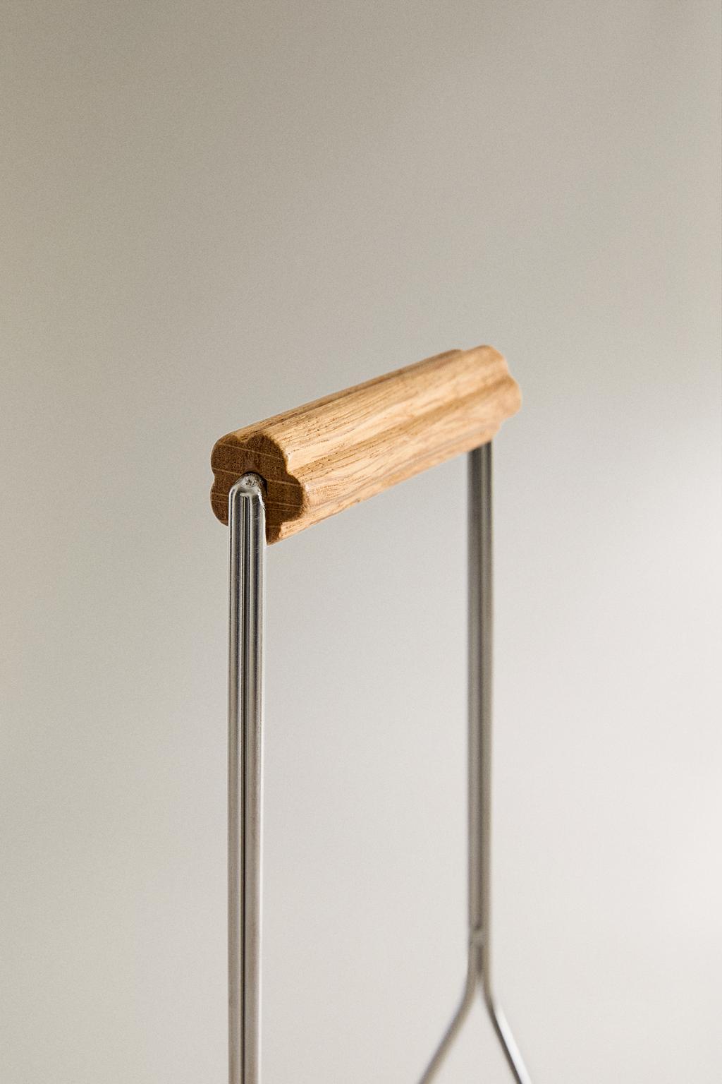 Набор корзины и 2 бутылок metak