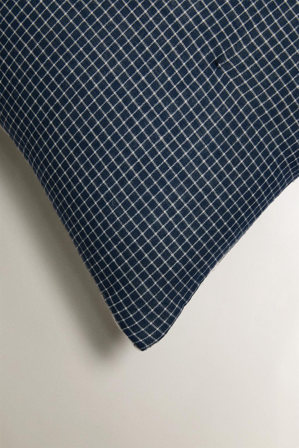 Детский мягкий чехол на подушку из муслина с реверсивным узором