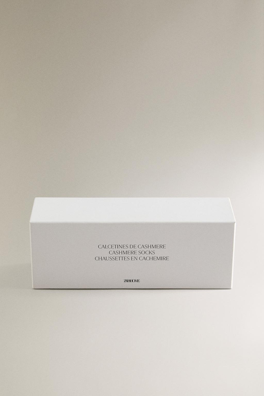 Носки из кашемира с подошвой из кожи